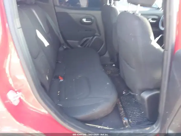 ZACNJBBB9KPK71663 2019 JEEP RENEGADE - Image 8