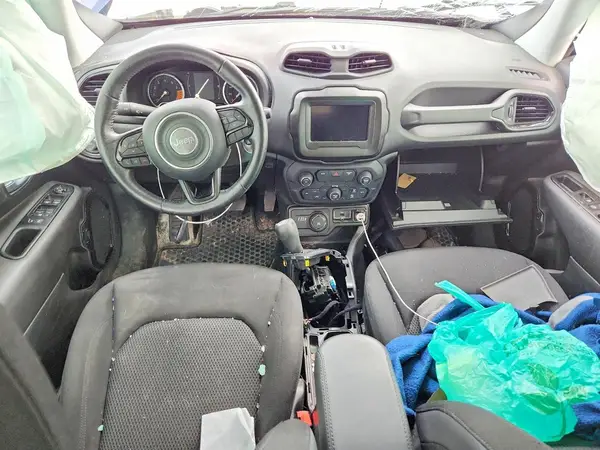 ZACNJBBB9LPL14092 2020 JEEP RENEGADE - Image 8