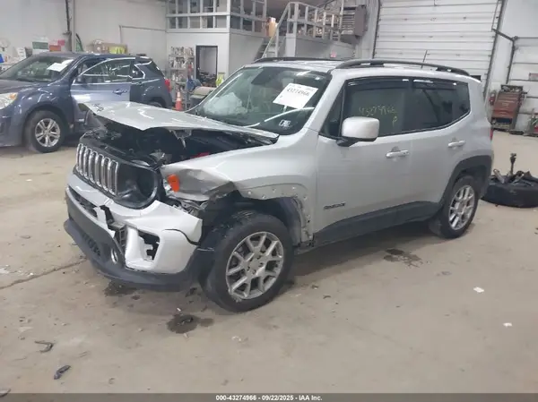 ZACNJBBB9LPL21575 2020 JEEP RENEGADE - Image 2