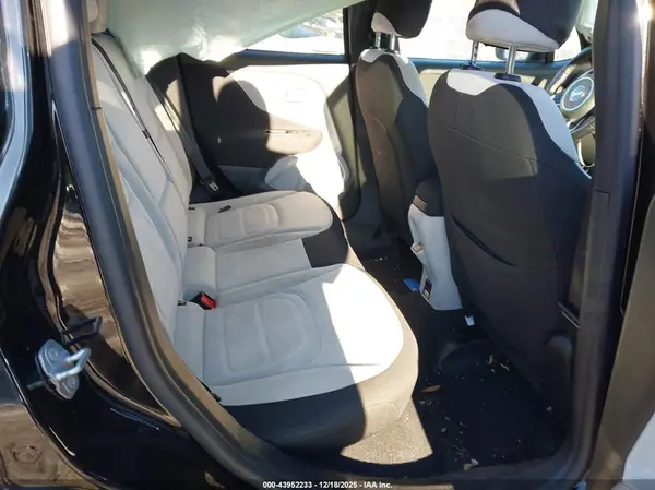 ZACNJBBB9LPM03385 2020 JEEP RENEGADE - Image 8