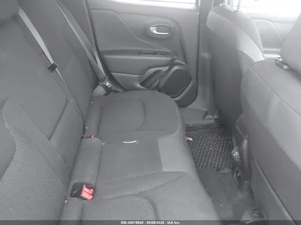 ZACNJBBBXKPK26697 2019 JEEP RENEGADE - Image 8