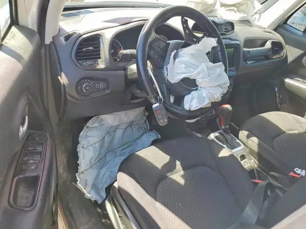 ZACNJBBBXKPK62843 2019 JEEP RENEGADE - Image 8