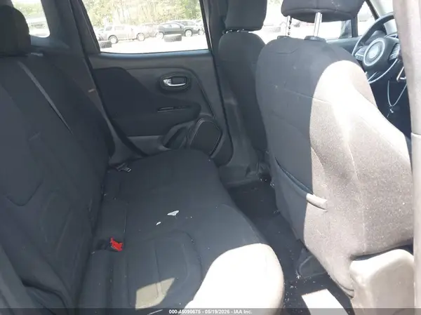 ZACNJBBBXKPK81750 2019 JEEP RENEGADE - Image 8