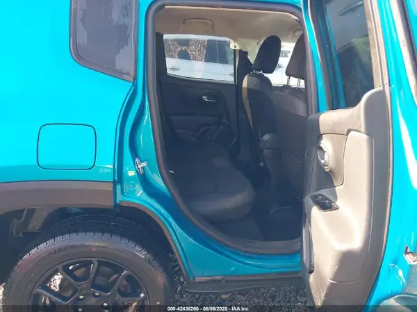 ZACNJBBBXLPL91098 2020 JEEP RENEGADE - Image 8
