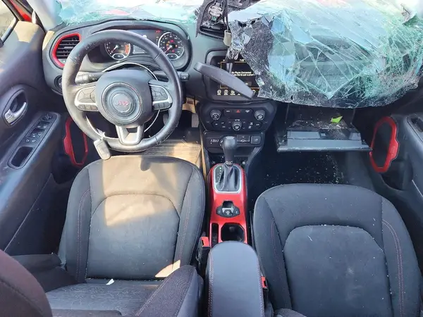 ZACNJBC10KPK08750 2019 JEEP RENEGADE - Image 8