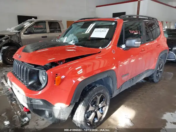 ZACNJBC10KPK40100 2019 JEEP RENEGADE - Image 2