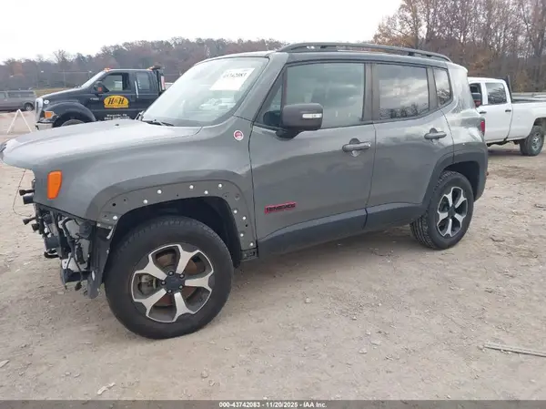 ZACNJBC10LPL77247 2020 JEEP RENEGADE - Image 2