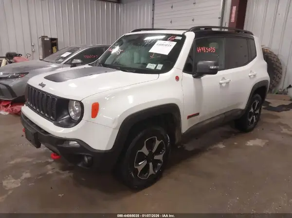 ZACNJBC10LPL78043 2020 JEEP RENEGADE - Image 2
