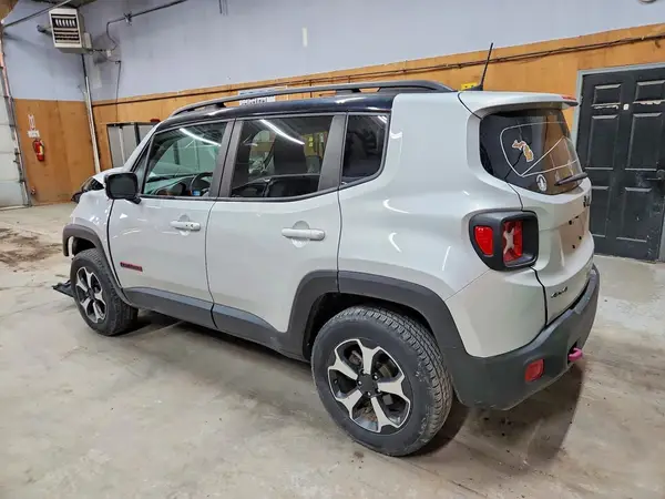 ZACNJBC11LPL62465 2020 JEEP RENEGADE - Image 2