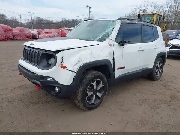 ZACNJBC12KPJ88842 2019 JEEP RENEGADE - Image 2