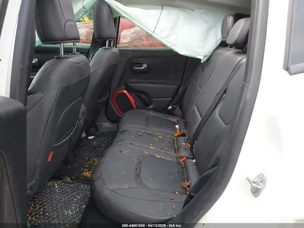 ZACNJBC12KPJ88842 2019 JEEP RENEGADE - Image 8
