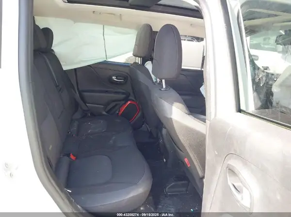 ZACNJBC12KPJ99808 2019 JEEP RENEGADE - Image 8