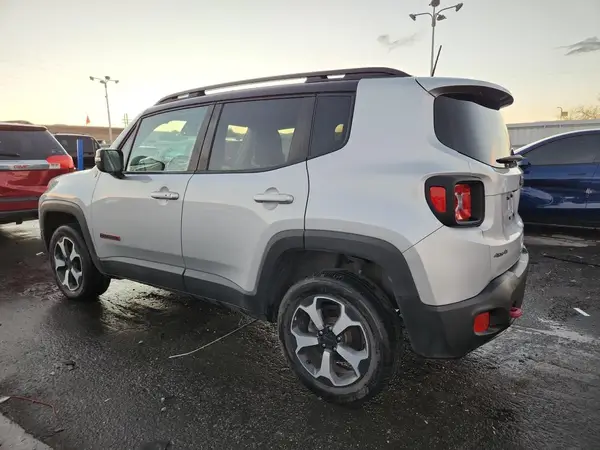 ZACNJBC12KPK22066 2019 JEEP RENEGADE - Image 2