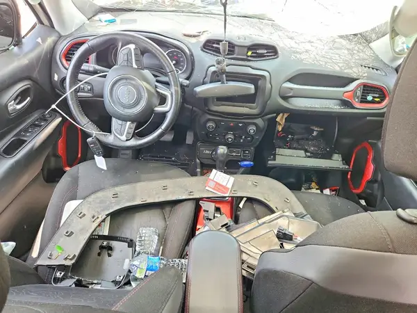 ZACNJBC12KPK32256 2019 JEEP RENEGADE - Image 8