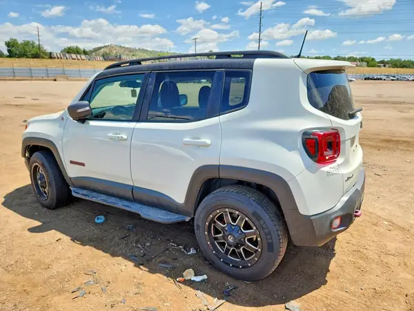 ZACNJBC12KPK38994 2019 JEEP RENEGADE - Image 2