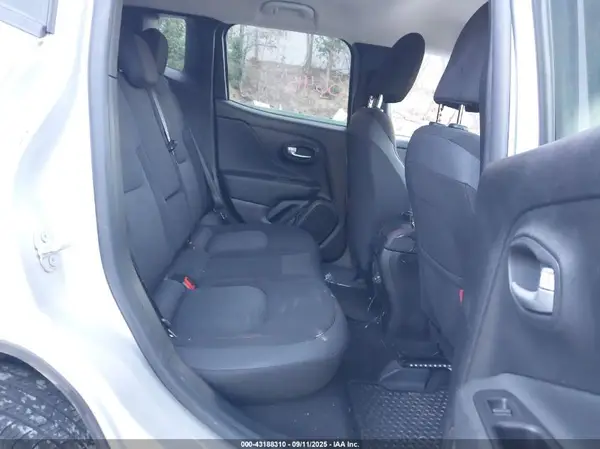 ZACNJBC12LPK96153 2020 JEEP RENEGADE - Image 8