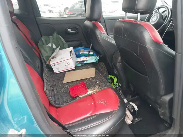 ZACNJBC12LPL07166 2020 JEEP RENEGADE - Image 8