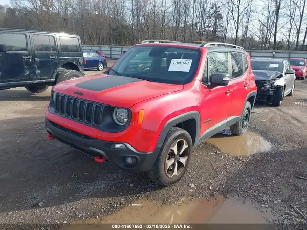 ZACNJBC13KPJ99140 2019 JEEP RENEGADE - Image 2
