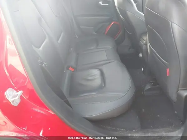 ZACNJBC13KPJ99140 2019 JEEP RENEGADE - Image 8