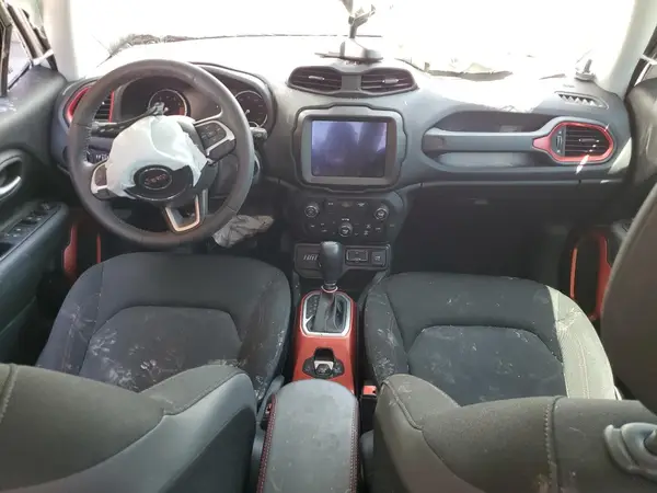 ZACNJBC13KPK22643 2019 JEEP RENEGADE - Image 8