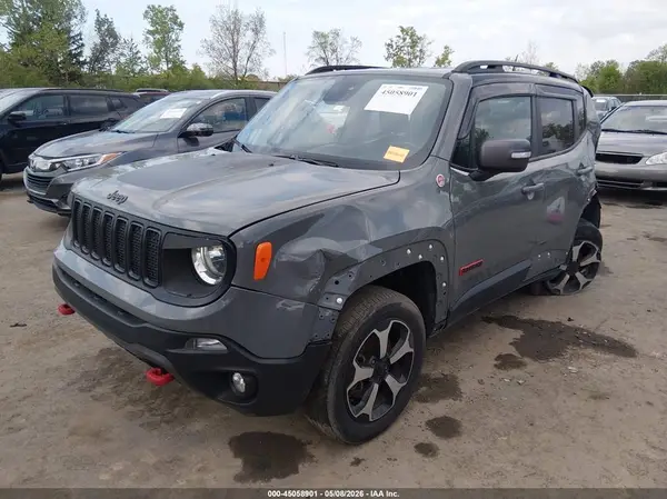 ZACNJBC13KPK39586 2019 JEEP RENEGADE - Image 2