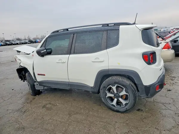 ZACNJBC13LPM05588 2020 JEEP RENEGADE - Image 2