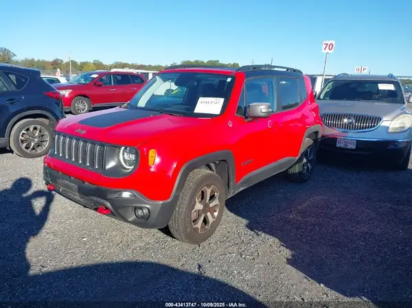 ZACNJBC14KPK00442 2019 JEEP RENEGADE - Image 2