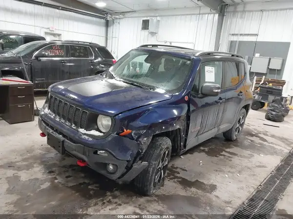 ZACNJBC14KPK36907 2019 JEEP RENEGADE - Image 2