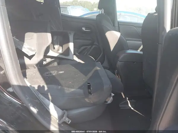 ZACNJBC14LPL77011 2020 JEEP RENEGADE - Image 8