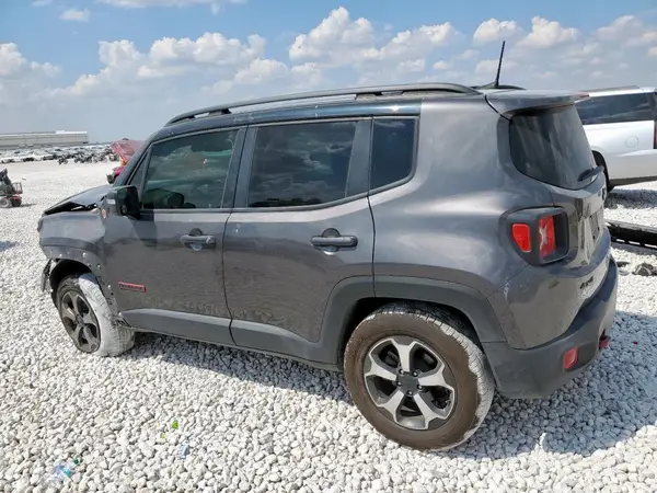 ZACNJBC15KPJ91749 2019 JEEP RENEGADE - Image 2