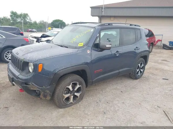 ZACNJBC16LPL35018 2020 JEEP RENEGADE - Image 2
