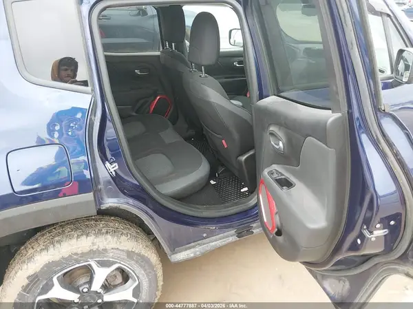 ZACNJBC17KPJ90280 2019 JEEP RENEGADE - Image 8