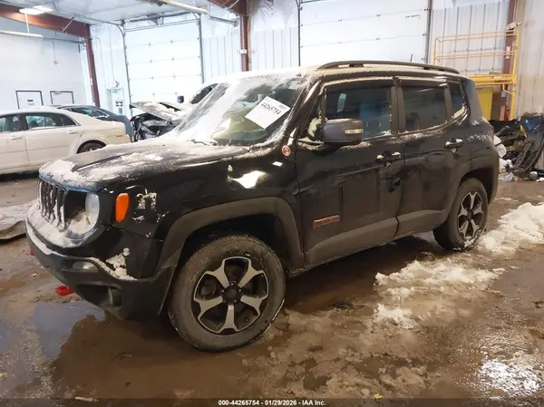 ZACNJBC17LPL54354 2020 JEEP RENEGADE - Image 2