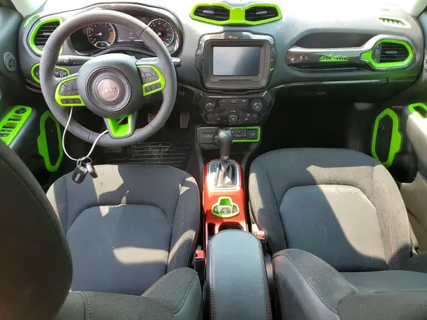 ZACNJBC18LPL40088 2020 JEEP RENEGADE - Image 8