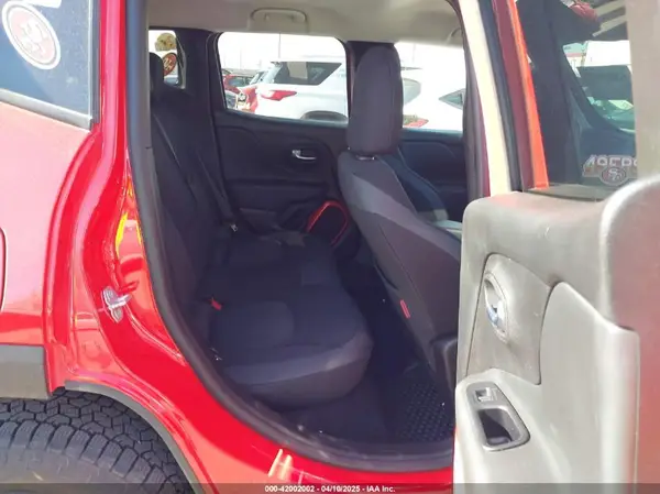 ZACNJBC19KPK09606 2019 JEEP RENEGADE - Image 8