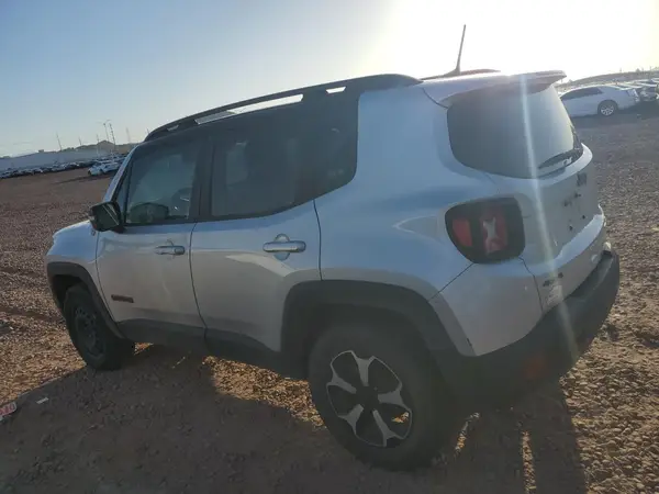 ZACNJBC19KPK45666 2019 JEEP RENEGADE - Image 2