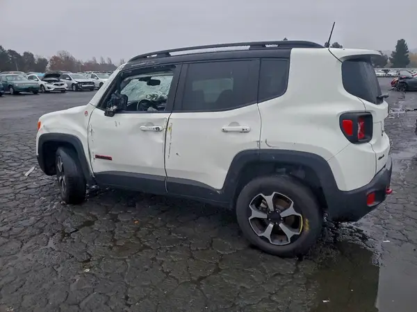 ZACNJBC19KPK54884 2019 JEEP RENEGADE - Image 2