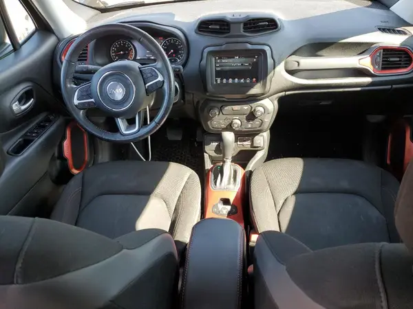 ZACNJBC19KPK71832 2019 JEEP RENEGADE - Image 8