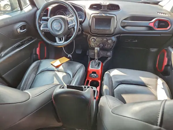 ZACNJBC19LPL99943 2020 JEEP RENEGADE - Image 8
