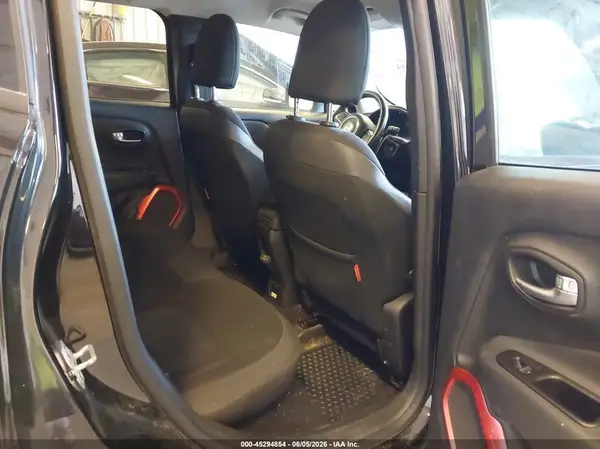 ZACNJBC1XKPJ91021 2019 JEEP RENEGADE - Image 8