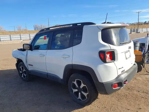 ZACNJBC1XKPK55218 2019 JEEP RENEGADE - Image 2