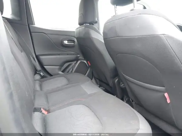 ZACNJBC1XKPK71581 2019 JEEP RENEGADE - Image 8