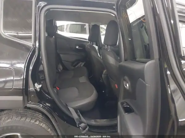 ZACNJBC1XKPK72018 2019 JEEP RENEGADE - Image 8