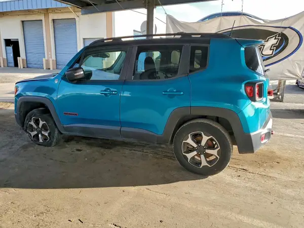 ZACNJBC1XLPL35944 2020 JEEP RENEGADE - Image 2