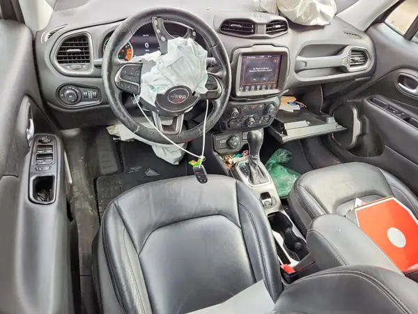 ZACNJBD10KPJ95061 2019 JEEP RENEGADE - Image 8