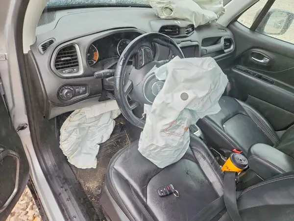 ZACNJBD11KPK42968 2019 JEEP RENEGADE - Image 8