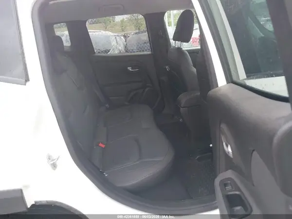 ZACNJBD12LPL42952 2020 JEEP RENEGADE - Image 8