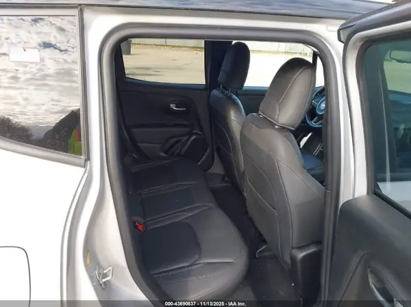 ZACNJBD14LPL08009 2020 JEEP RENEGADE - Image 8