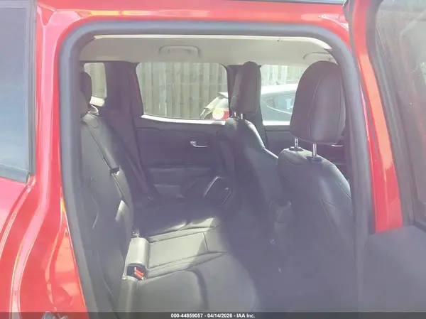 ZACNJBD15KPK00254 2019 JEEP RENEGADE - Image 8