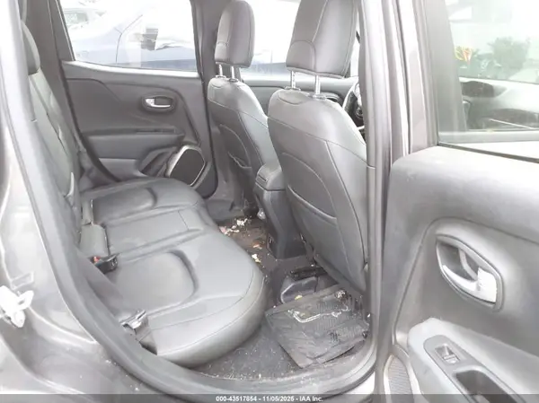 ZACNJBD17KPK04189 2019 JEEP RENEGADE - Image 8
